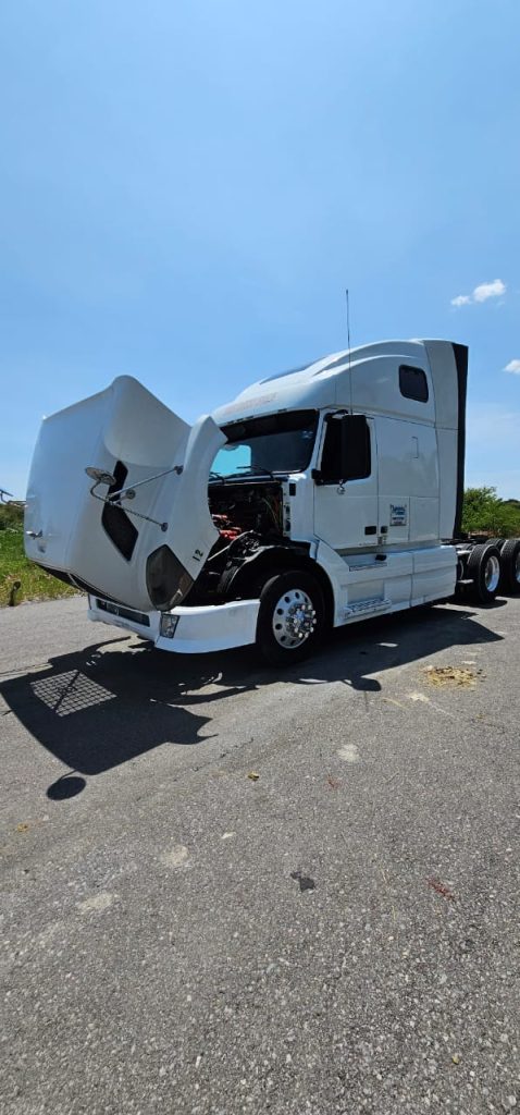 Alaventa tracto camion