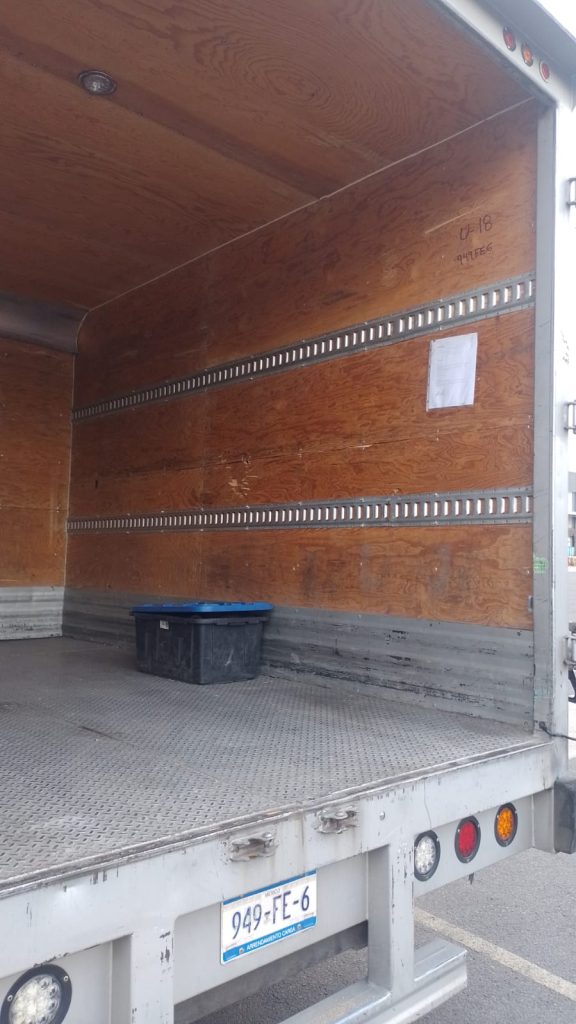Camión Hino 300 816 Con Caja Seca Transmisión Manual Año 2019