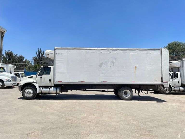 Camión DURASTAR chasis cabina 4300, 4x2, Marca INTERNATIONAL, año 2016, Serie 3HAMMAAR8GL226210, kilometraje 416736 km, motor DT466, serie 466HM2U2210712, transmisión Allison XMSN 3000HS5-SP, de 5 velocidades, 6 cilindros, diesel,  tipo Rabon