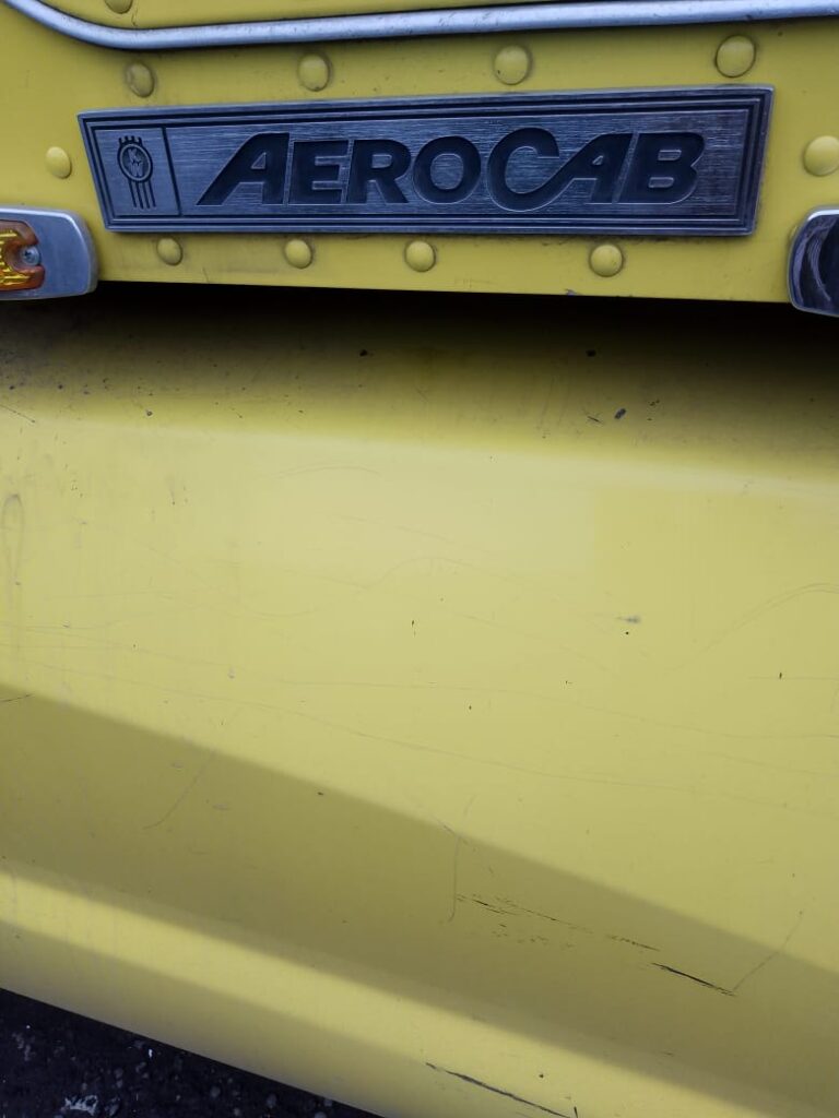 TRACTOCAMIÓN T660 AEROCAB