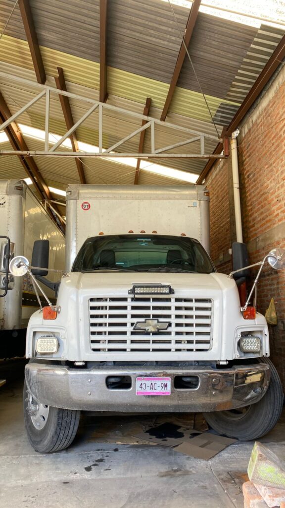chevrolet kodiak C6500 2005 con rampa hidraulica