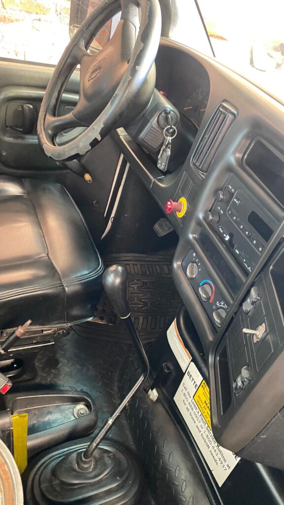 chevrolet kodiak C6500 2005 con rampa hidraulica