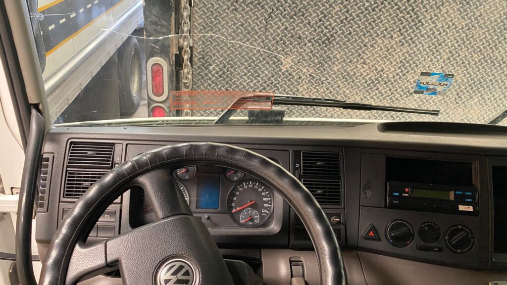 Volkswagen Constellation 17.280 Advantech 2014