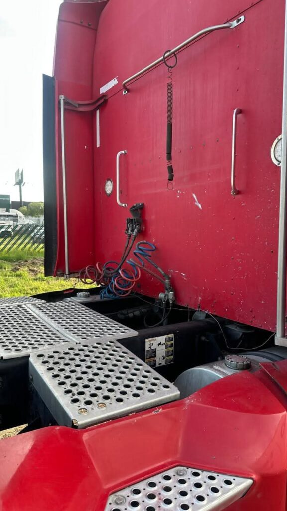 TRACTOCAMION KW T660 2014