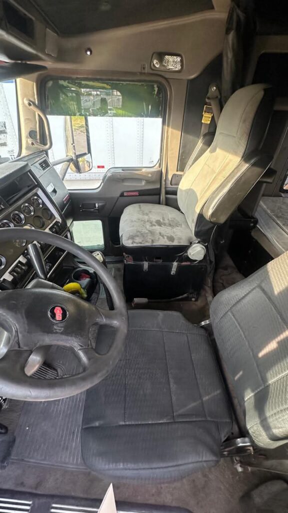 TRACTOCAMION KW T660 2013