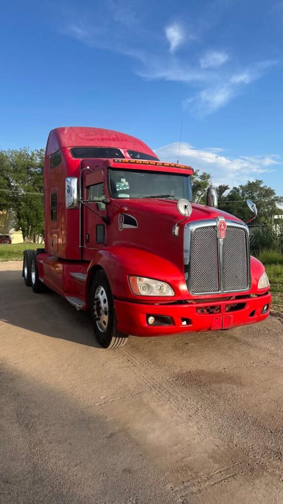TRACTOCAMION KW T660 2013