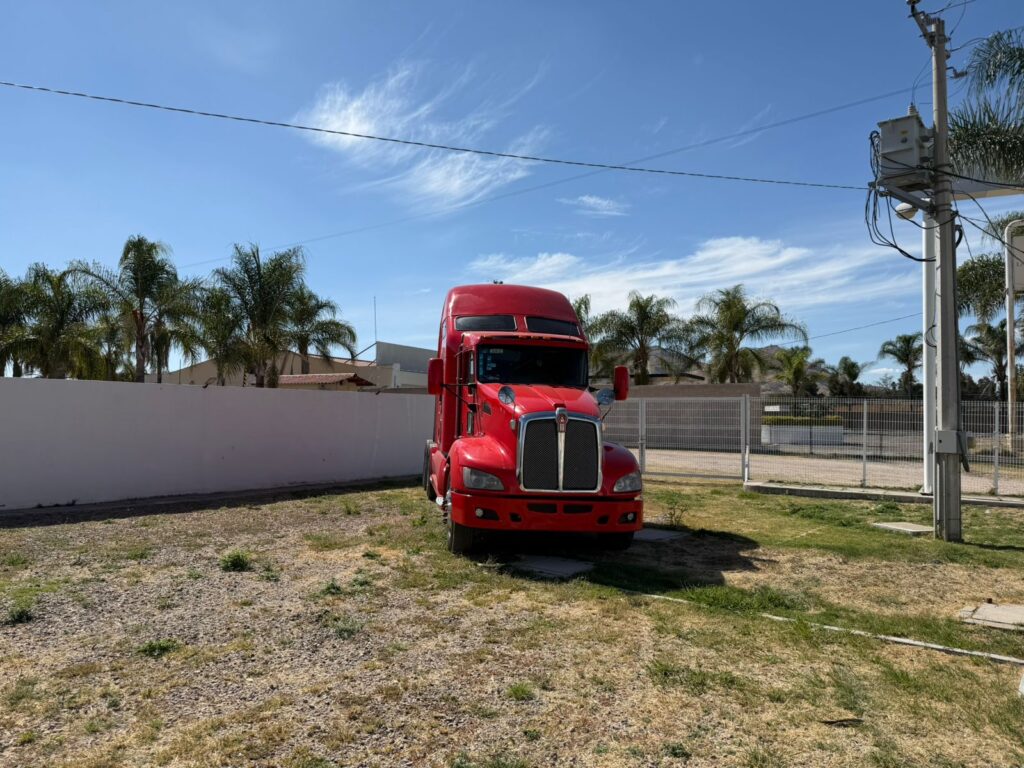 Kenworth T660 2014