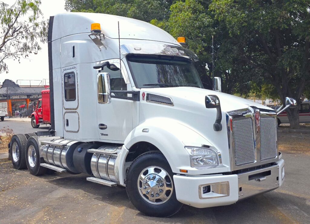 ️Kenworth T-880 2023