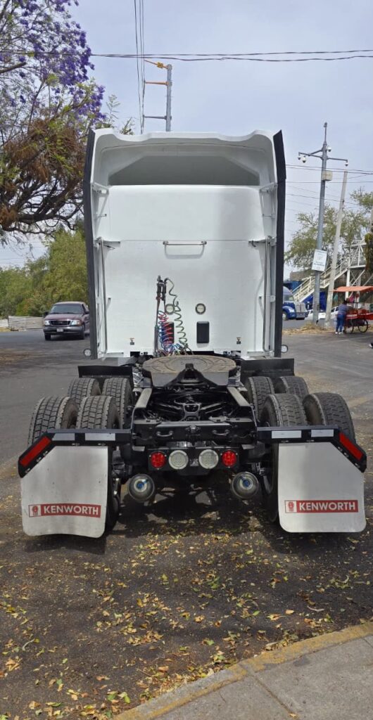 ️Kenworth T-880 2023