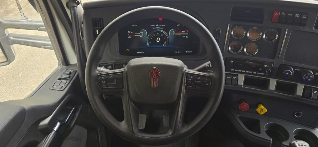 ️Kenworth T-880 2023