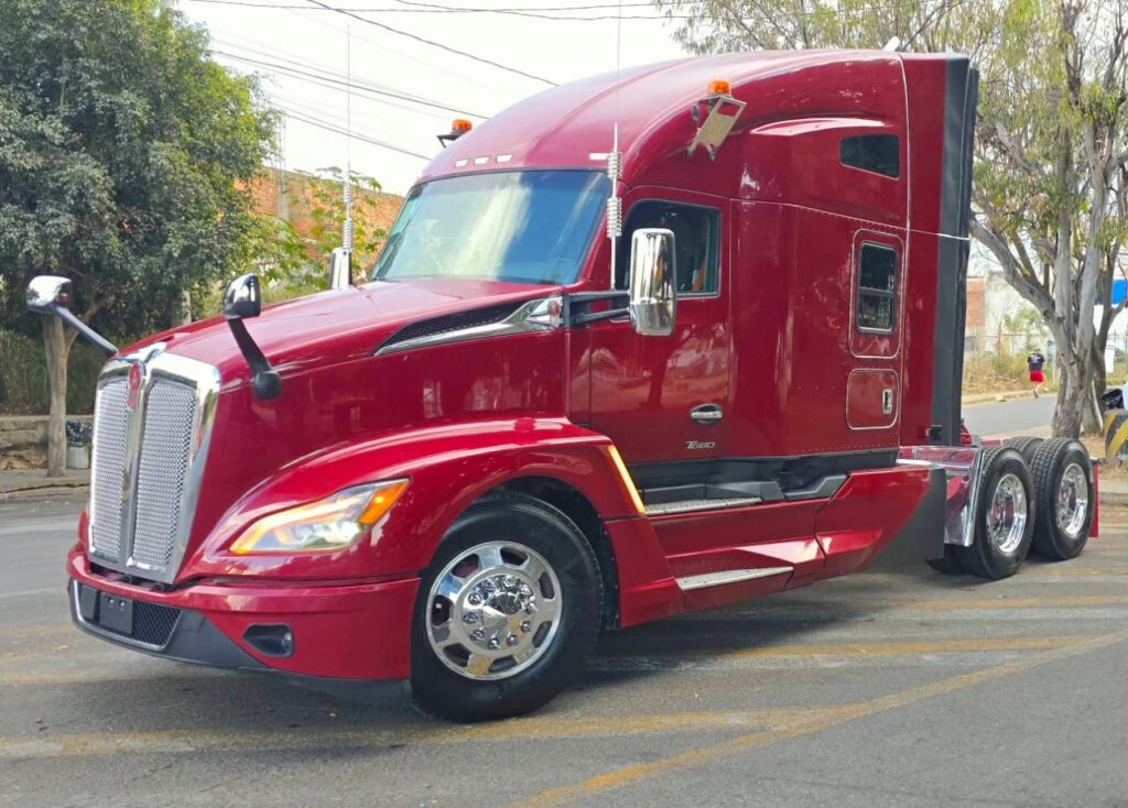 Kenworth T-680 NEXTGEN 2025