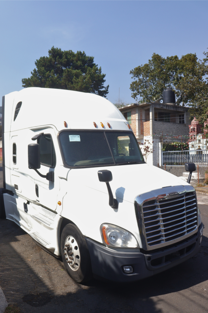Tractocamion Quinta Rueda Freightliner 2015 Modelo Cascadia