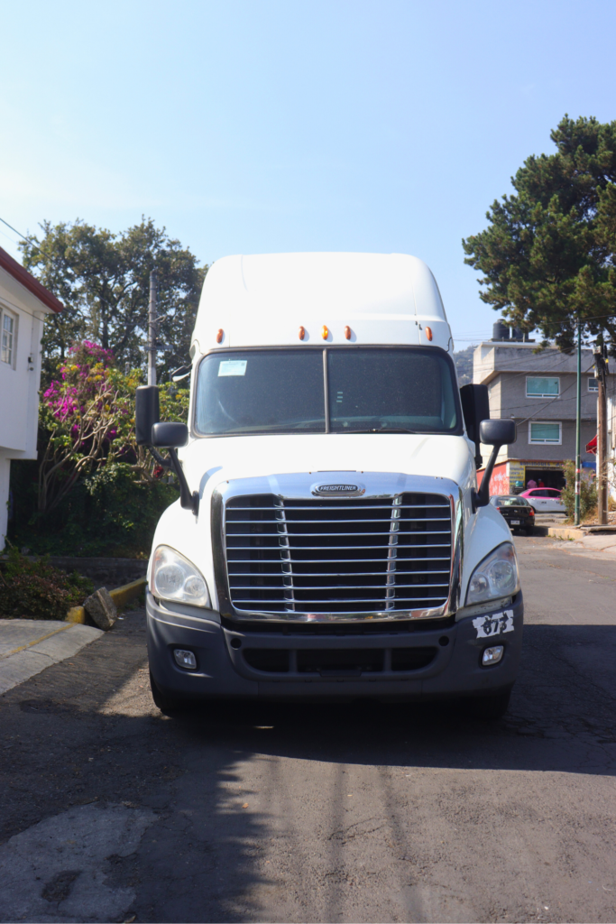 Tractocamion Quinta Rueda Freightliner 2015 Modelo Cascadia
